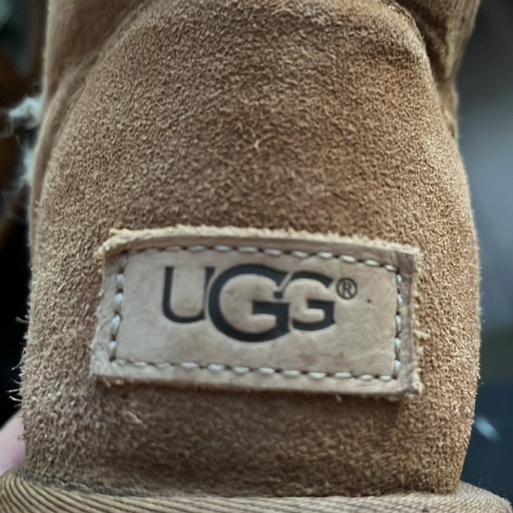 UGG Classic Short Boots US size 10 - Picture 11 of 13
